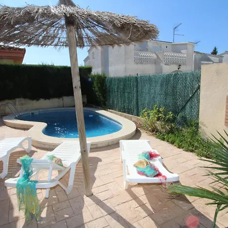 Holiday home Vacaciones Cerca Del Mar: Piscina Privada, Aire Acondicionado Opcional, Mascotas Bienvenidas - Es-184-54 *